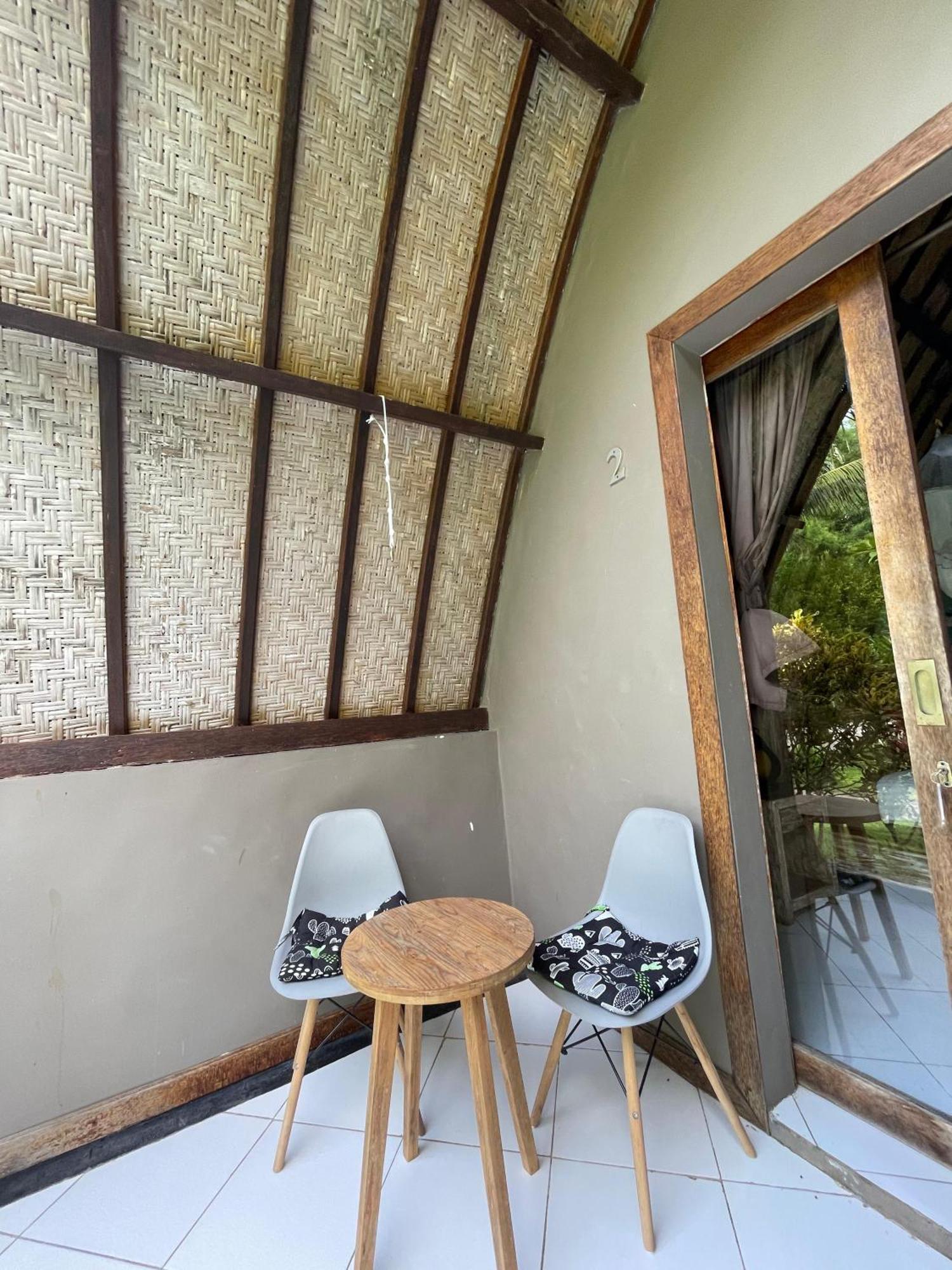Apit Lawang Villas & Resto Batununggul Exterior foto